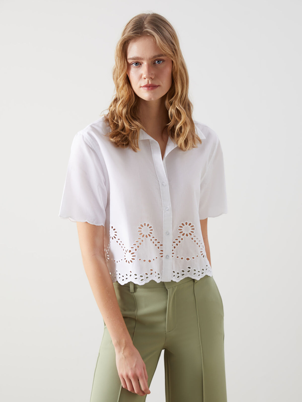 yoli◯simple wide blouse White yoli◯simple wide blouse White Yoli / Simple wide blouse