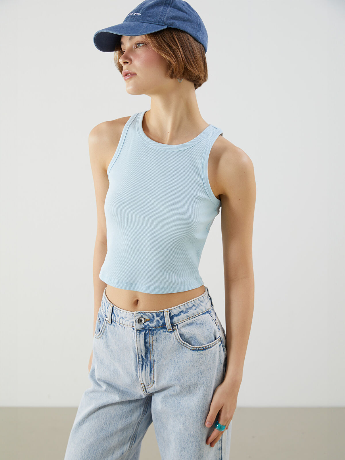 XSIDE Crew Neck Crop Women's Tank Top - S5DL32Z8-CU5 - LC Waikiki
