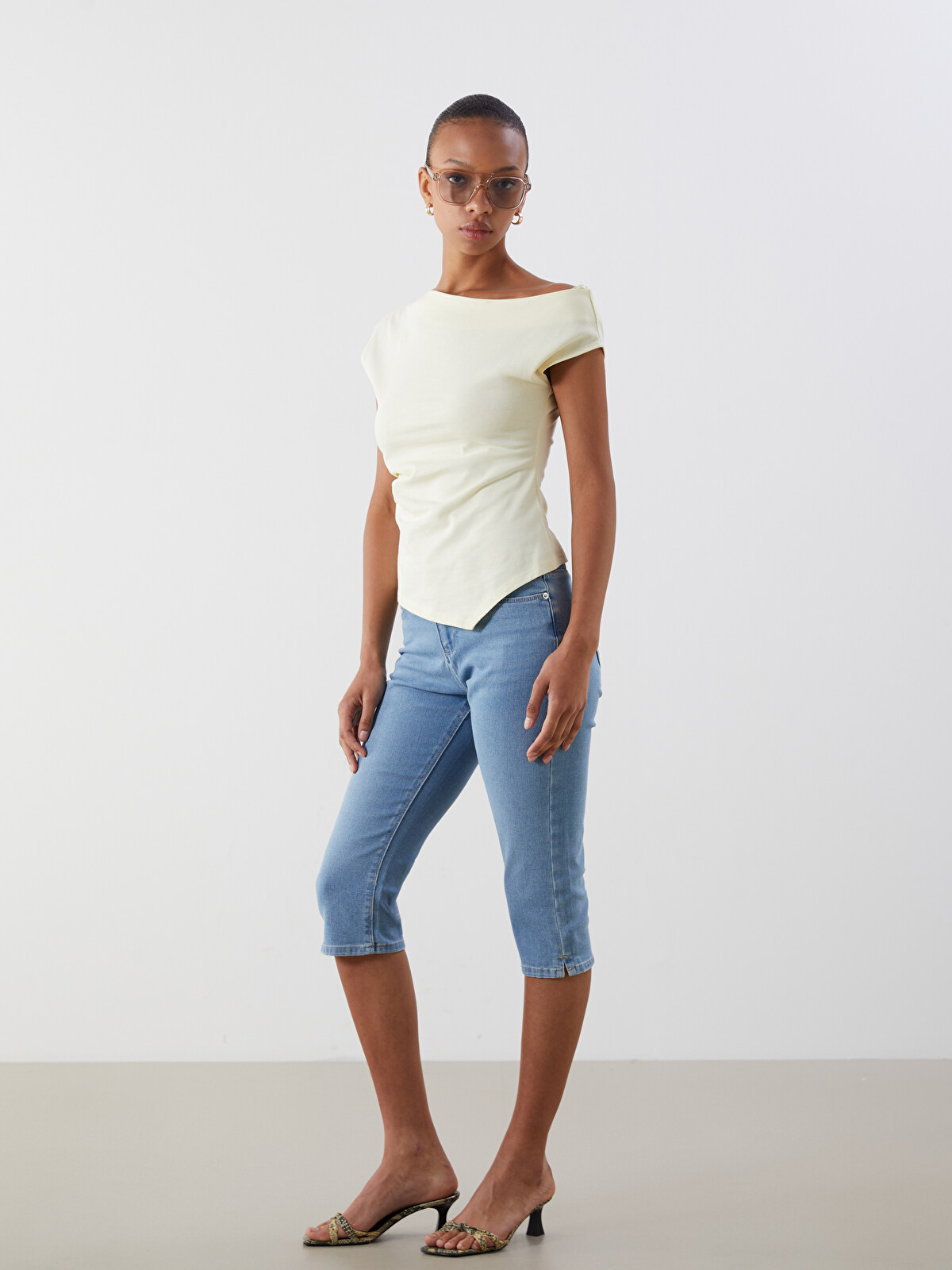 LCW Jeans Dar Fit Kadın Jean Kapri - S5DN06Z8-311 | LC Waikiki