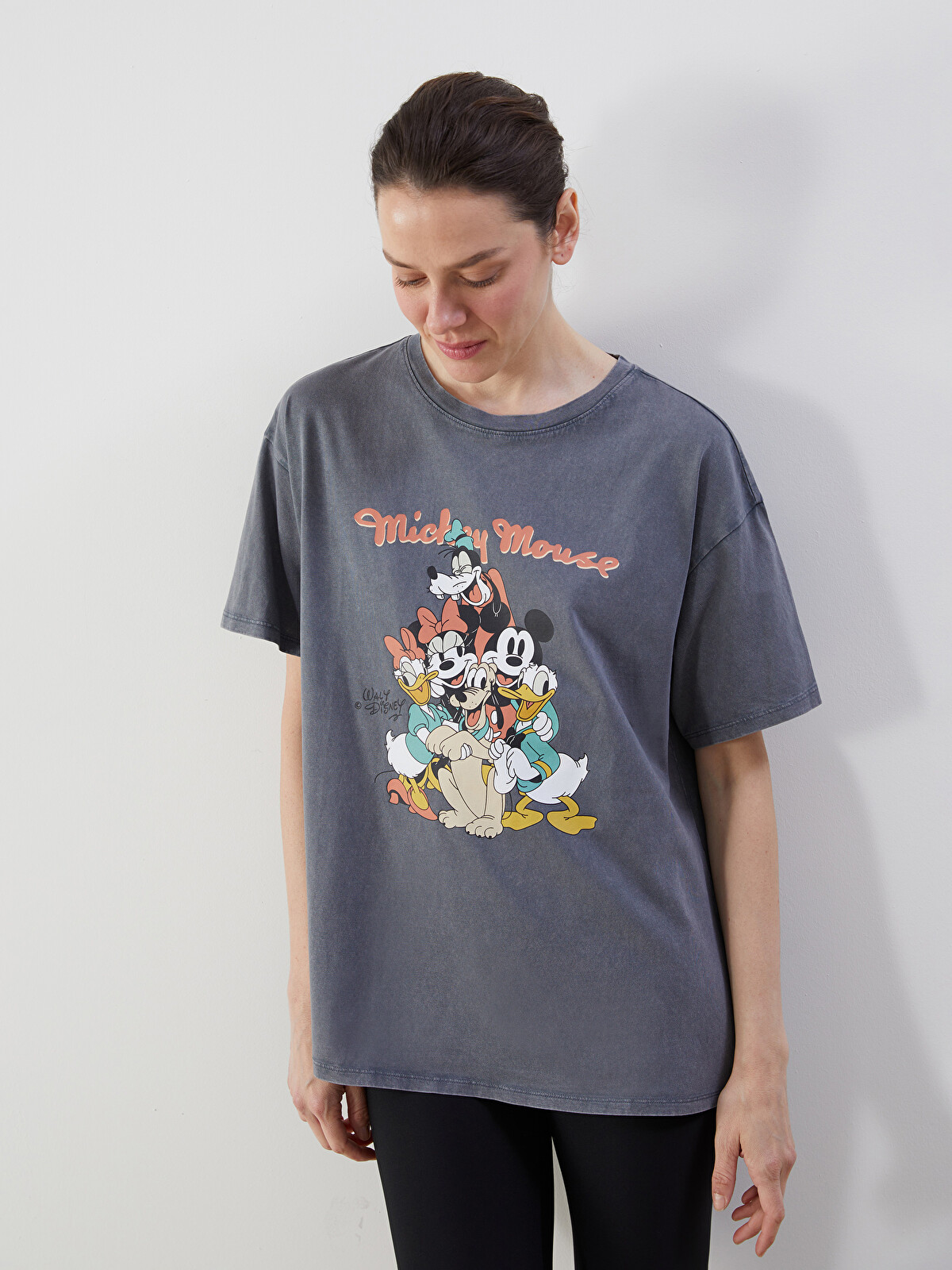 LCW Comfort Crew Neck Mickey And Friends Printed Women's T-shirt