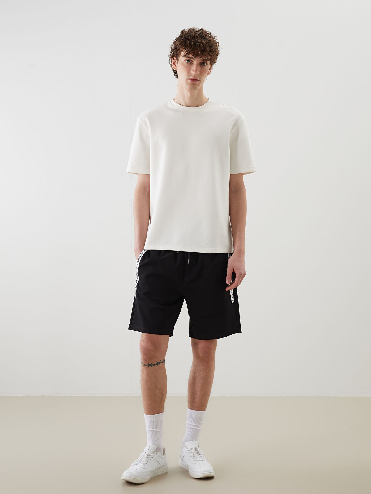 XSIDE Drawstring Knit Men's Shorts -S5FF33Z8-CVL - LC Waikiki