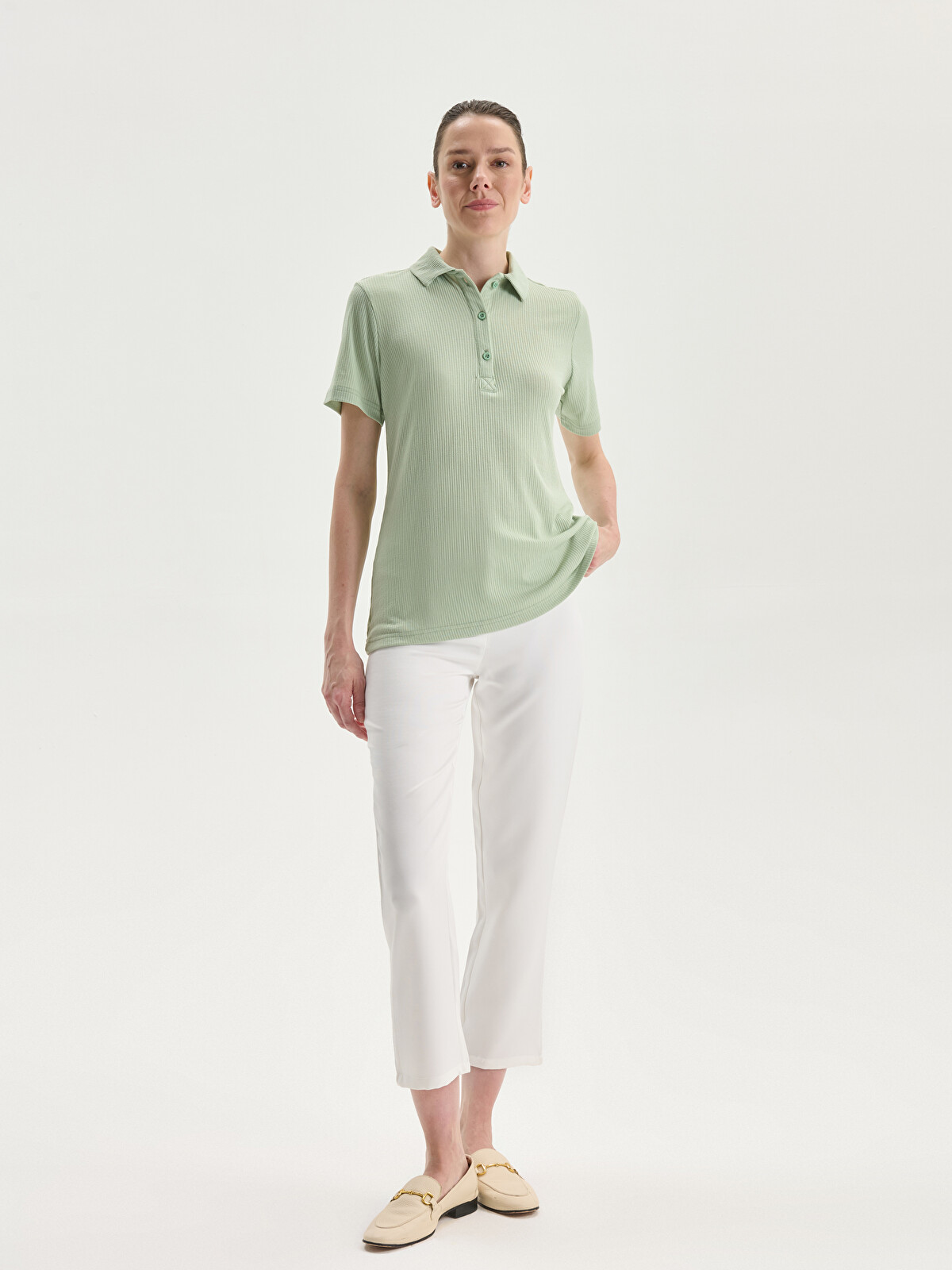 LCWAIKIKI Basic Haki Polo Yaka Kadın Fitilli Tişört - S5FP56Z8-GQJ
