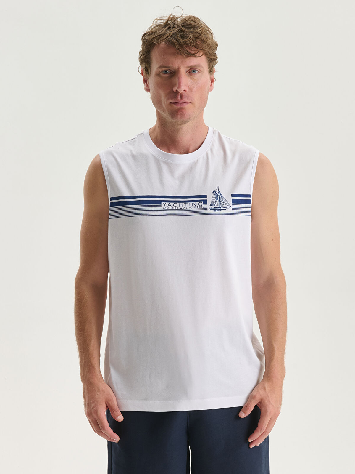 LCWAIKIKI Classic Crew Neck Printed Men's Sleeveless T-Shirt