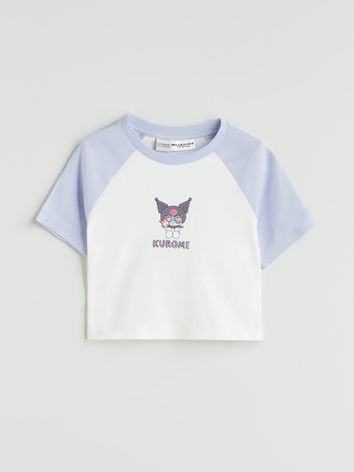 Chica専用 LCW Kids Beyaz Bisiklet Yaka Kuromi Nakışlı Kız Çocuk Crop Tişört