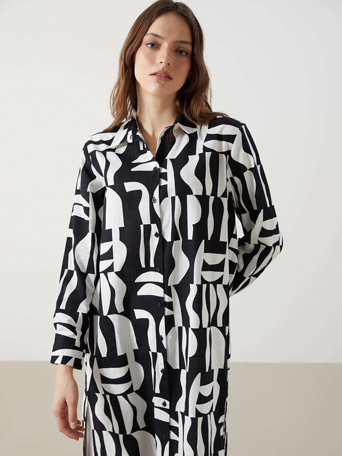 LCWAIKIKI Classic Patterned Poplin Women's Shirt Tunic - S5GJ64Z8