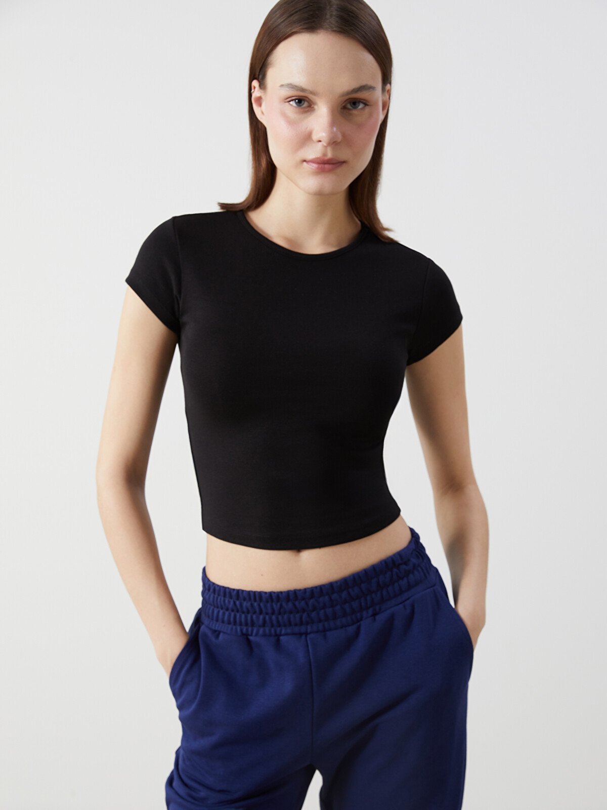 トップス 29 XSIDE Siyah Bisiklet Yaka Kadın Crop - S5GQ94Z8-CVL | LCW