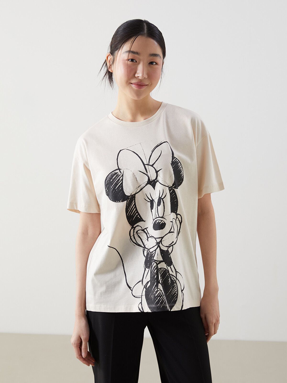 mimimi234様 XSIDE Bej Minnie Mouse Baskılı %100 Pamuklu Kadın Tişört