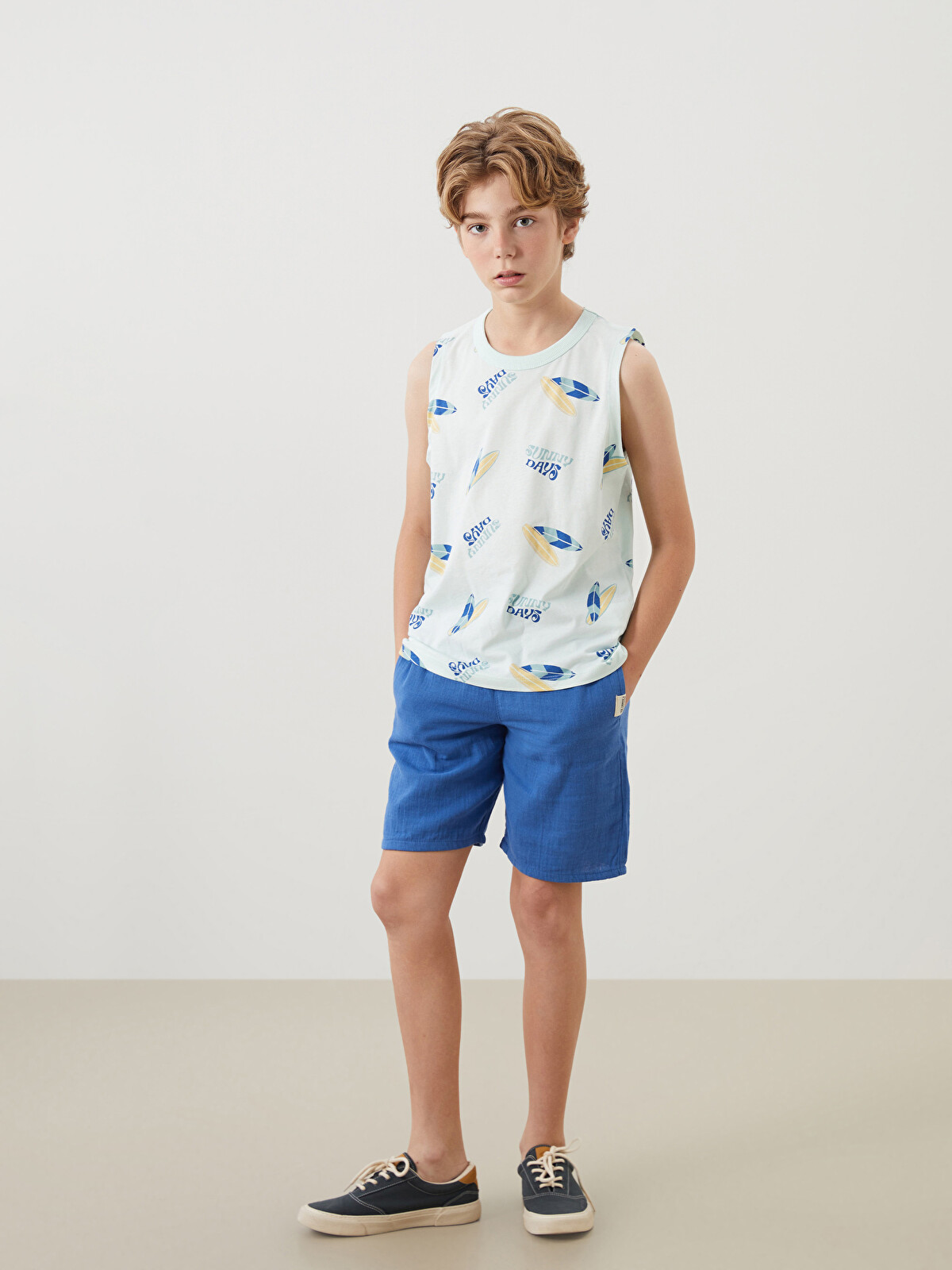 LCW Kids Crew Neck Boys' Tank Top - S5HF27Z4-LRF | LC Waikiki