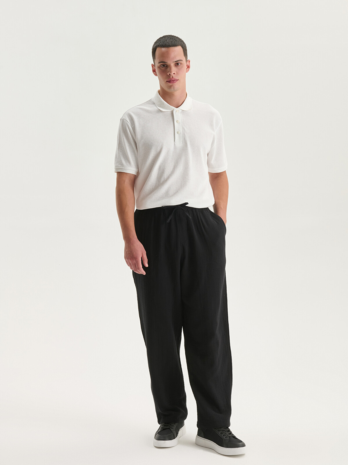 XSIDE Relaxed Fit Men's Trousers - S5HF80Z8-RQL | LC Waikiki