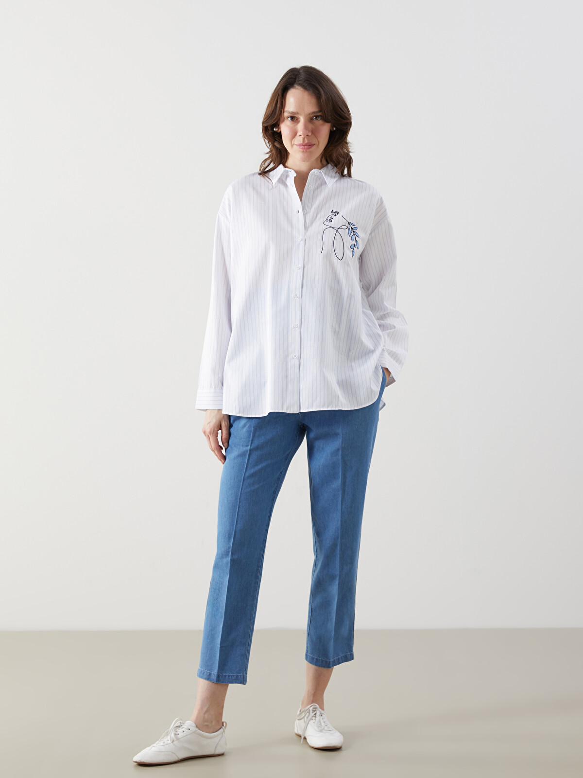 LCW Comfort Floral Poplin Women's Shirt - S5I810Z8-LEN | LC Waikiki