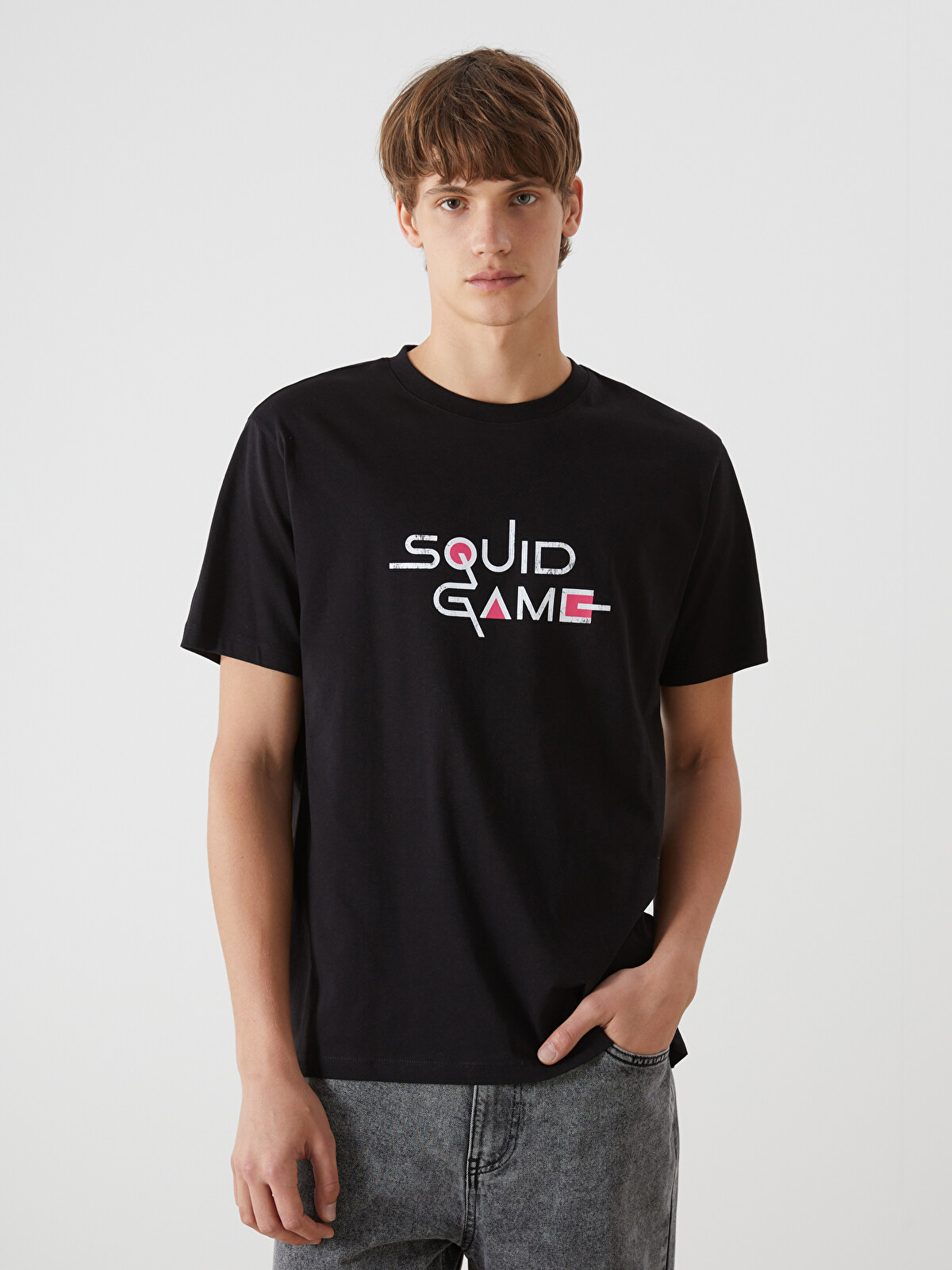 XSIDE Siyah Bisiklet Yaka Kısa Kollu Squid Game Baskılı Penye