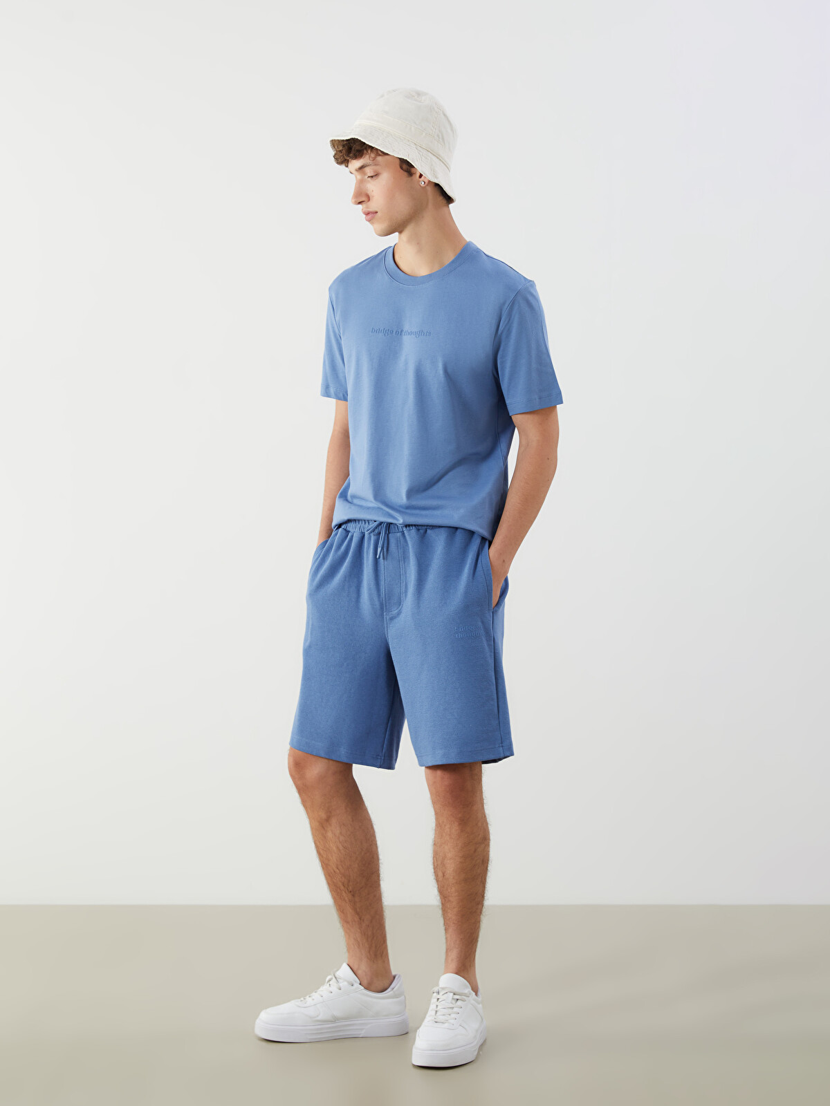 XSIDE Standard Fit Men's Shorts - S5IM04Z8-Z6X - LC Waikiki