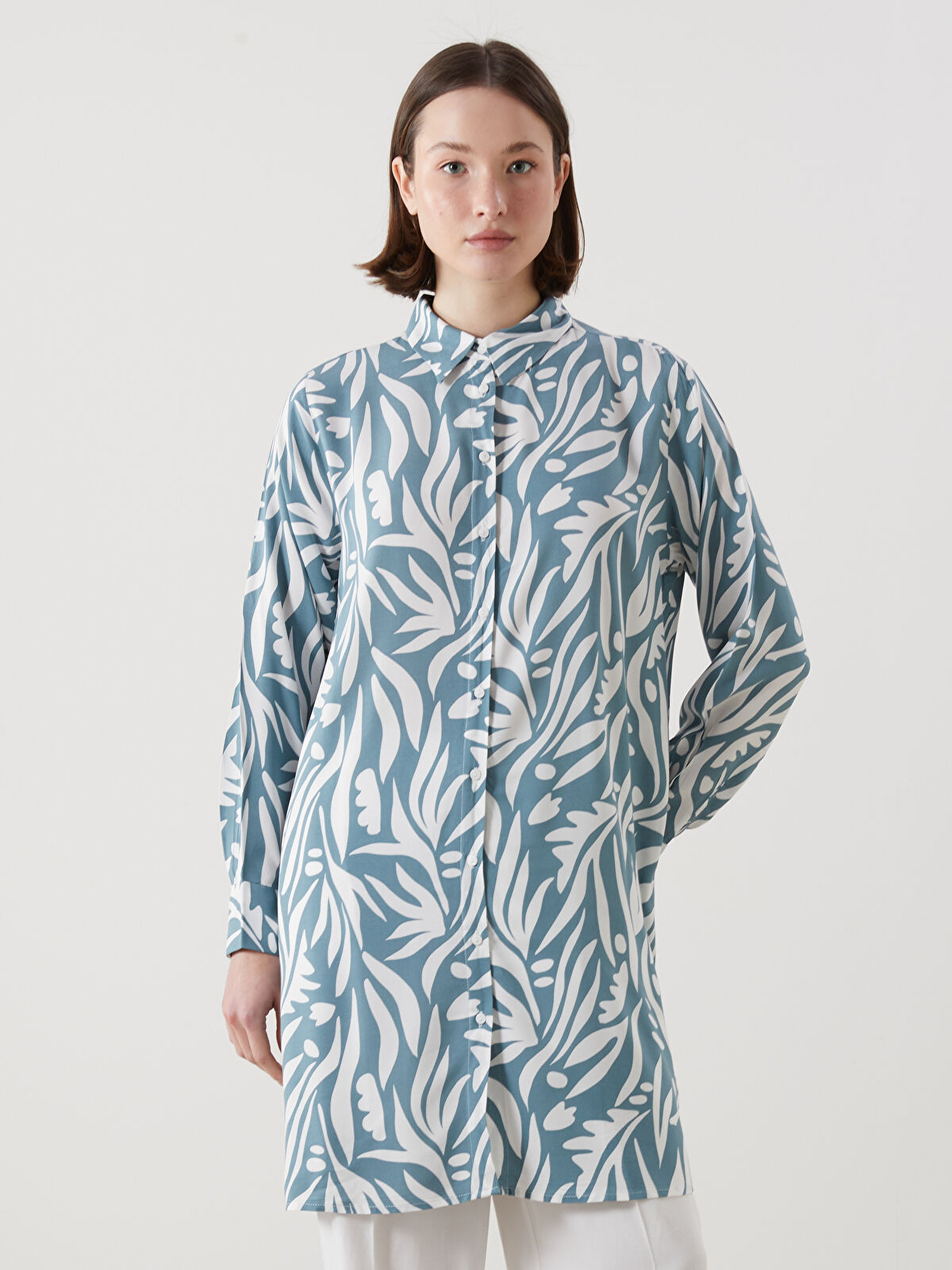 CEASIKERY SHIRT レディース US サイズ: (US) Large Women's USA Flag Short Sleeve Crusher Boxy Tee | Shop Life