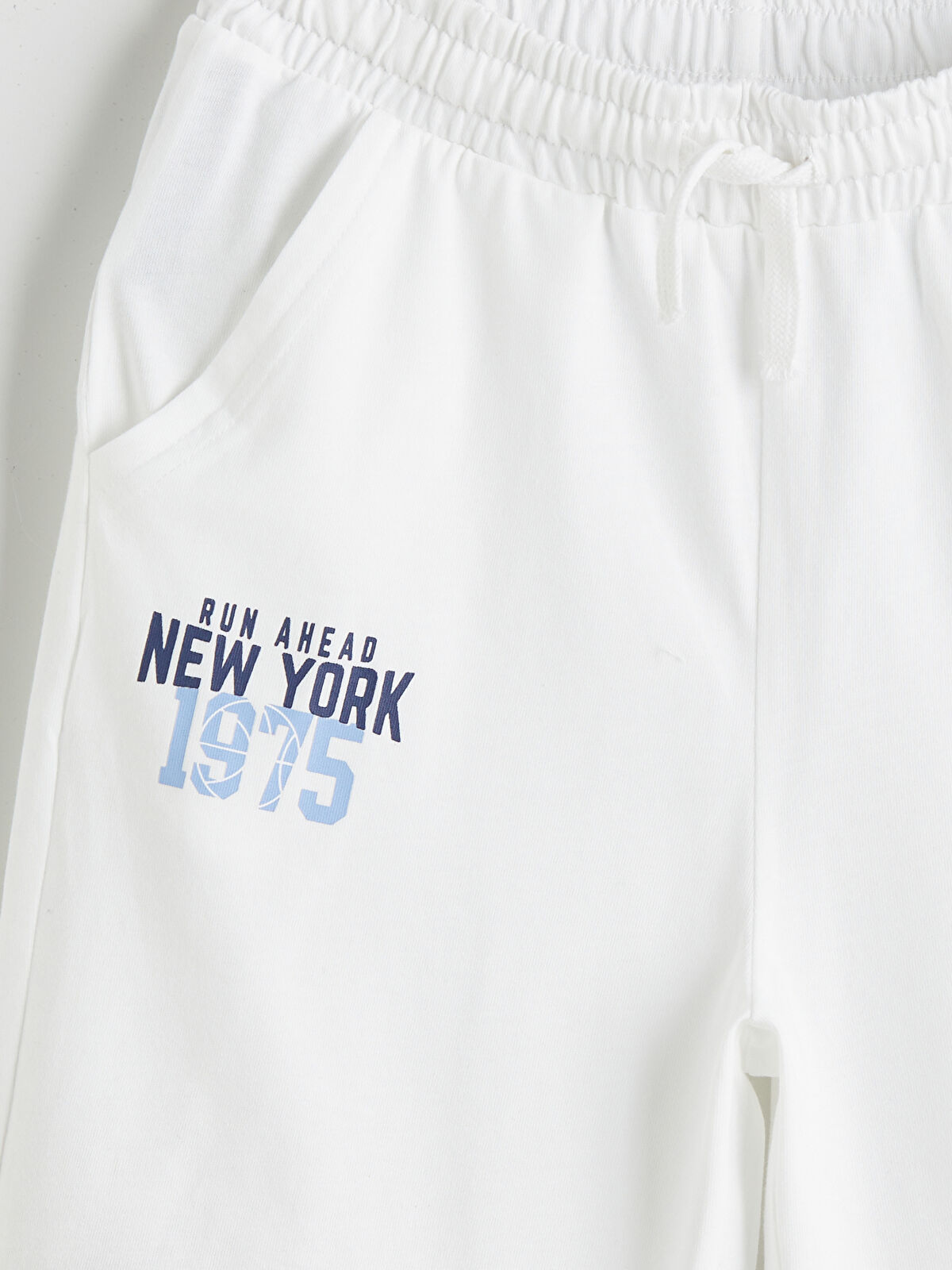 LCW Kids Elasticated Waist New York Printed Boys' Shorts