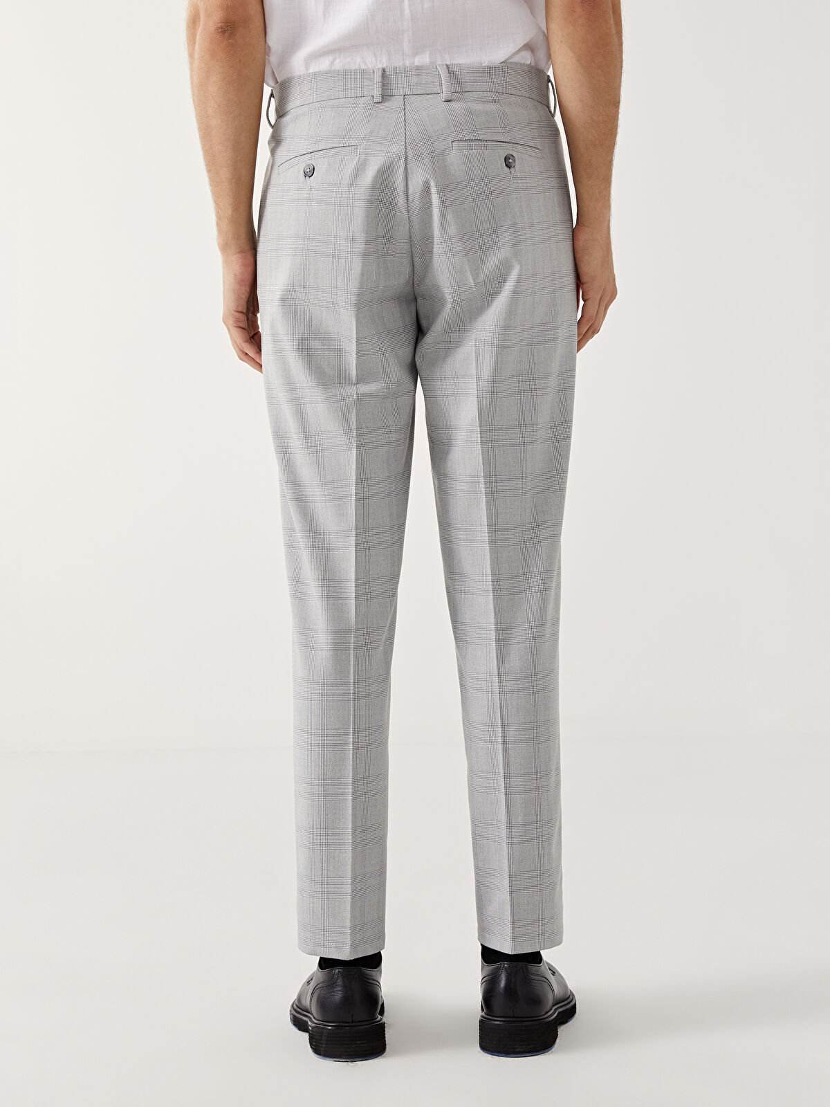 LCW BUSINESS Standard Fit Men's Trousers -S5JH83Z8-LMK - LC Waikiki