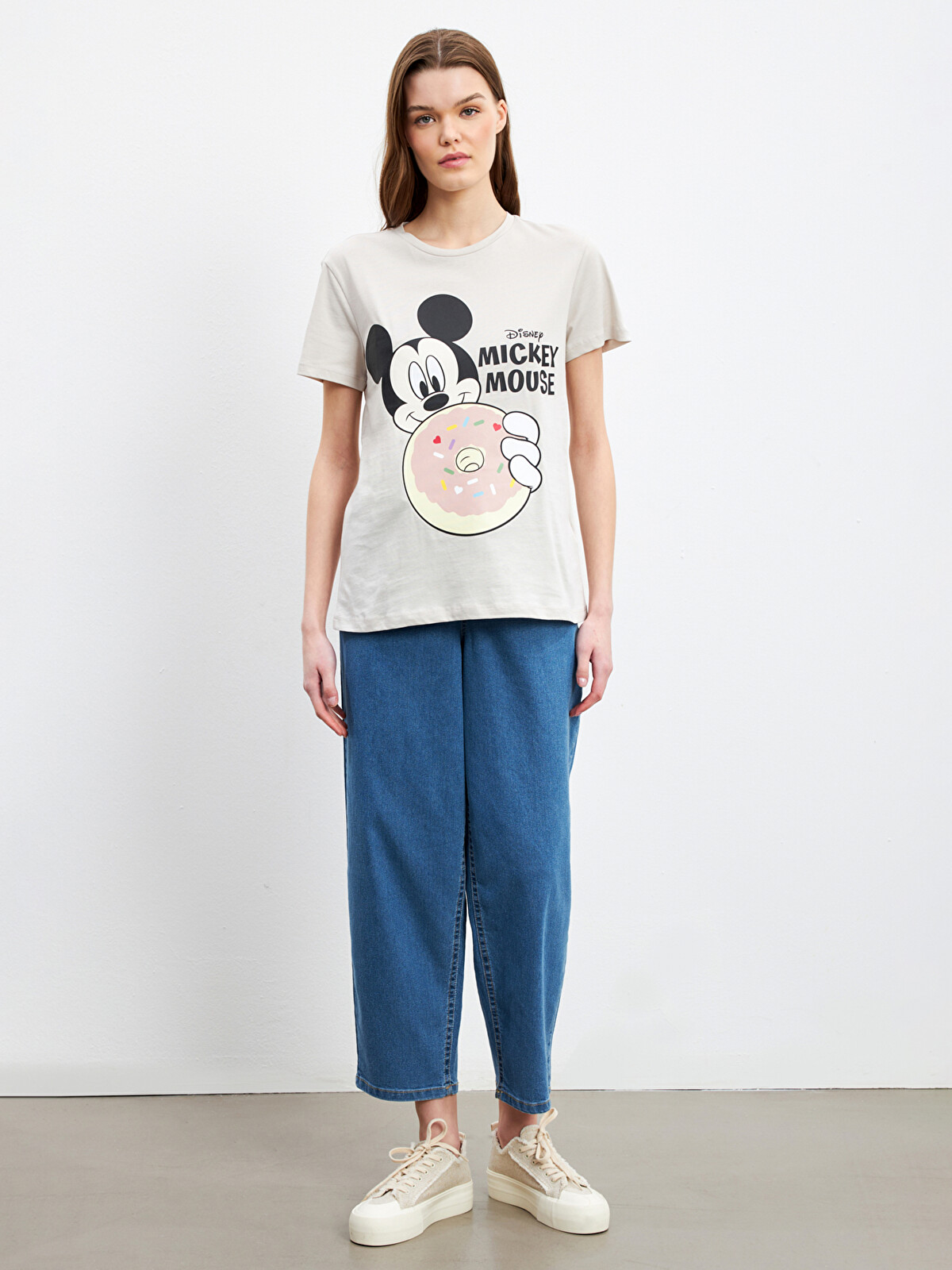 みっちゃん LCWAIKIKI Classic Bisiklet Yaka Mickey Mouse Baskılı Kadın Tişört