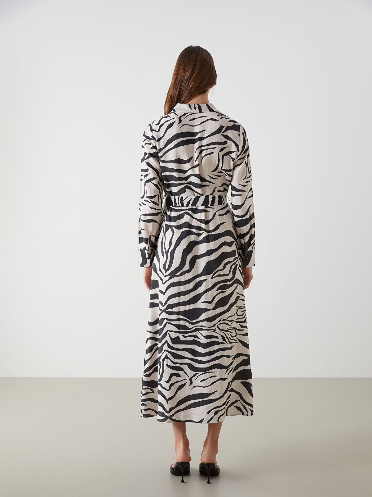 【日本製】 Waikiki LC Zebra -S5JT07Z8-F9C Dress Shirt Women's Patterned 下着・アンダーウェア