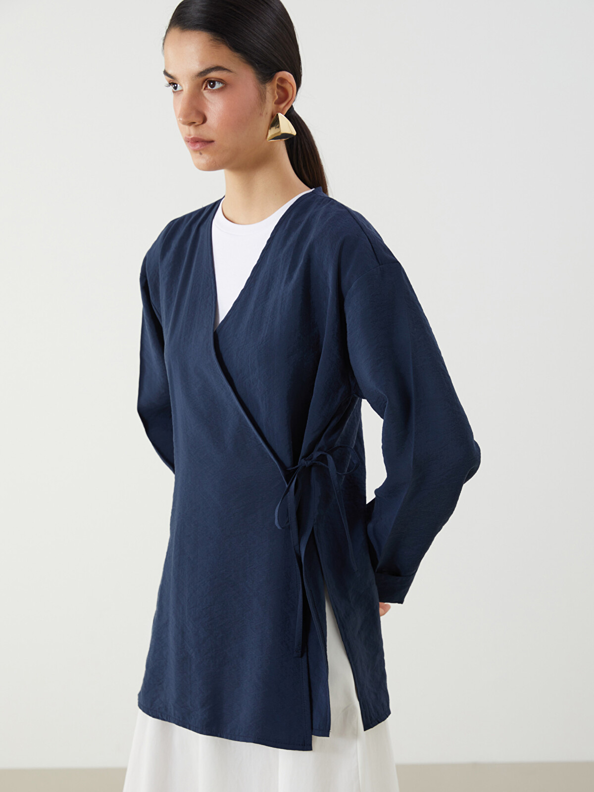 LCW Modest Lacivert Kruvaze Yaka Modal Karışımlı Kadın Kimono