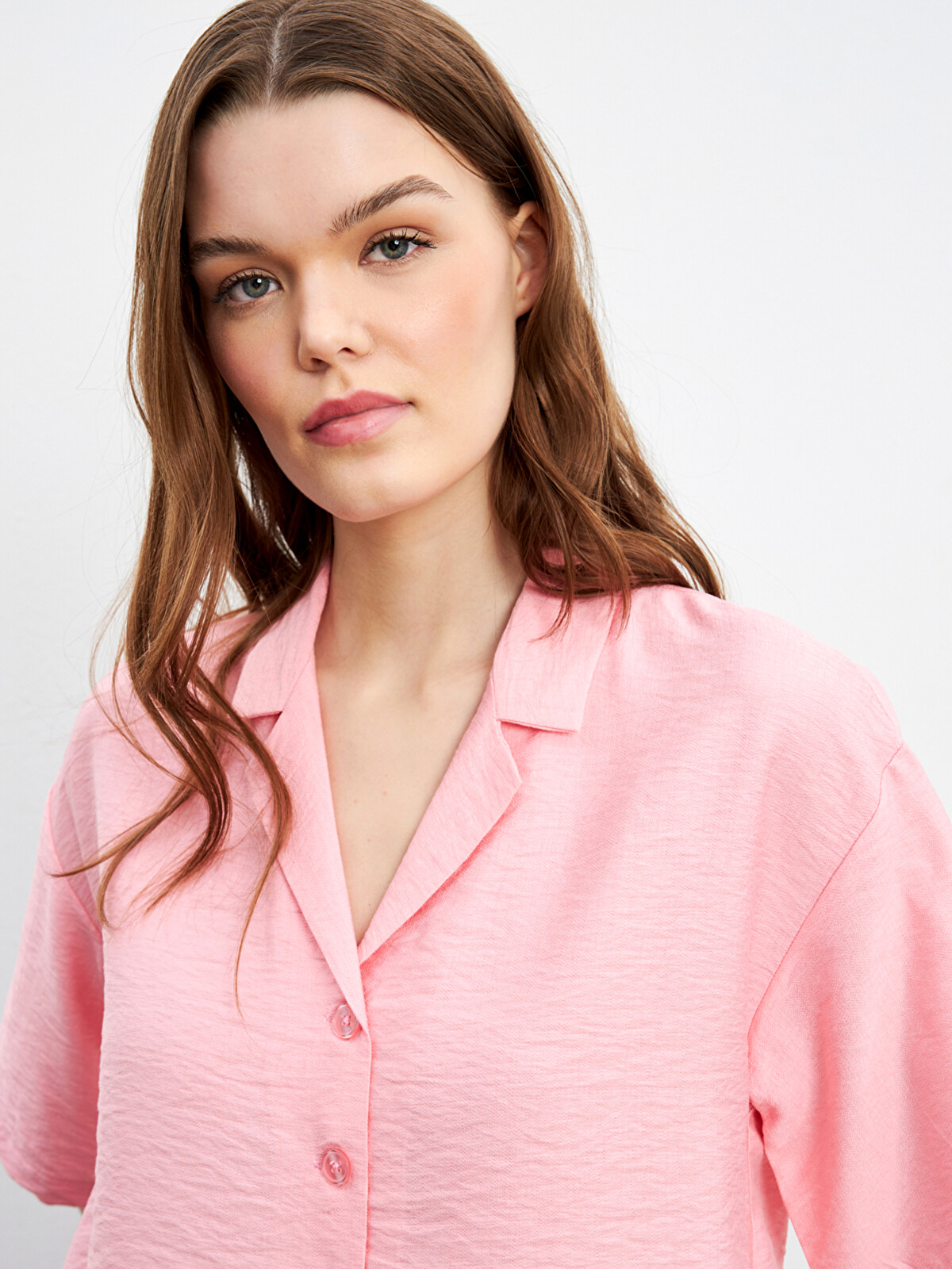 LCWAIKIKI Classic Loose Fit Buttoned Women's Shirt - S5K802Z8-QX9