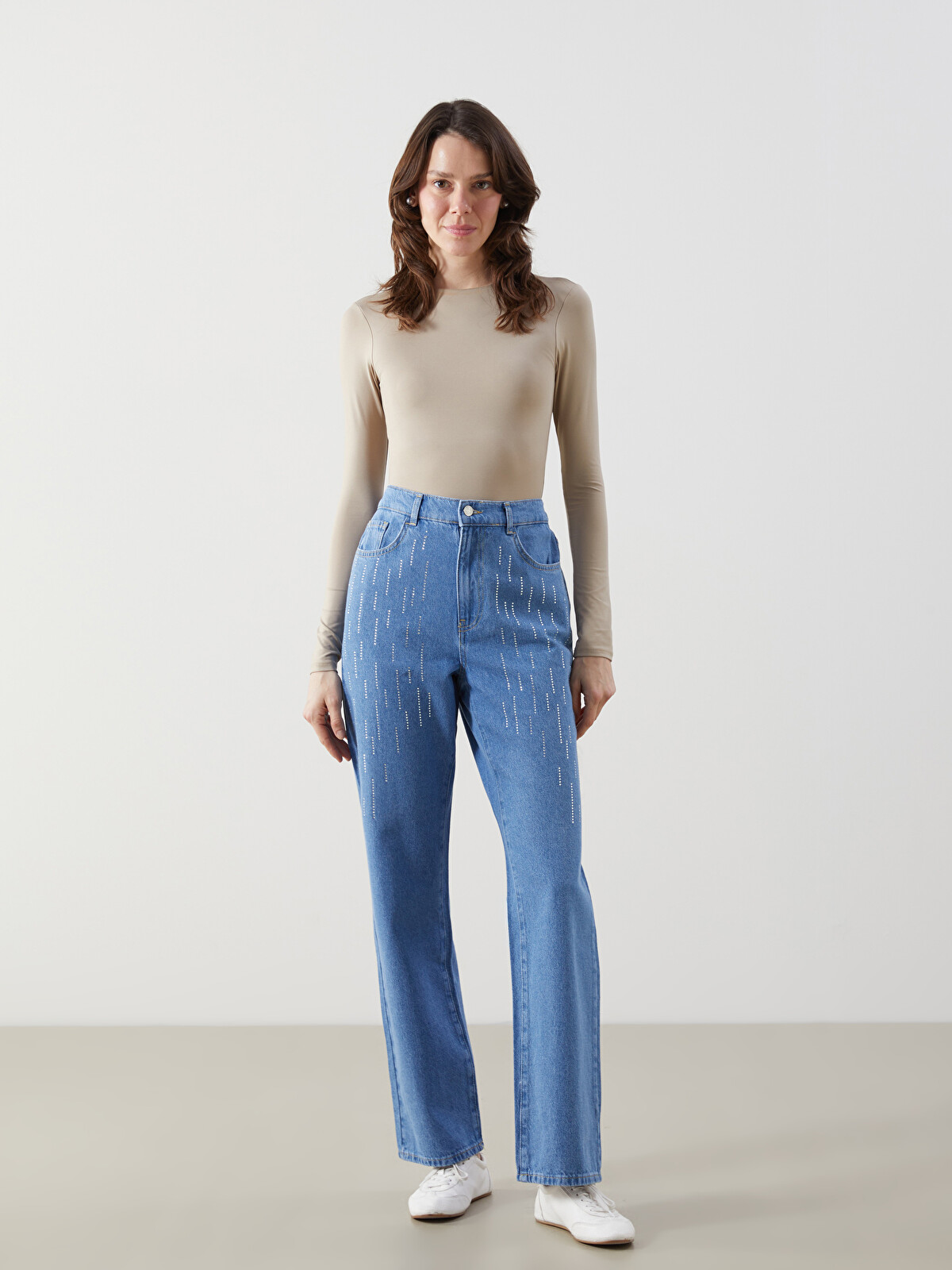 LCW Comfort İndigo Beli Lastikli Straight Fit Taşlı Kadın Jean