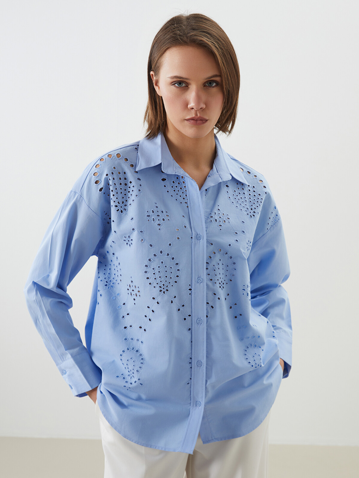 user_b079f6c4様 LCW Vision Cămașă Supradimensionată Broderie pentru Femei cu Model