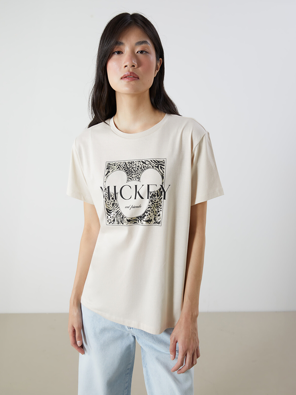LCWAIKIKI Classic Crew Neck Mickey Mouse Printed Women's T-Shirt