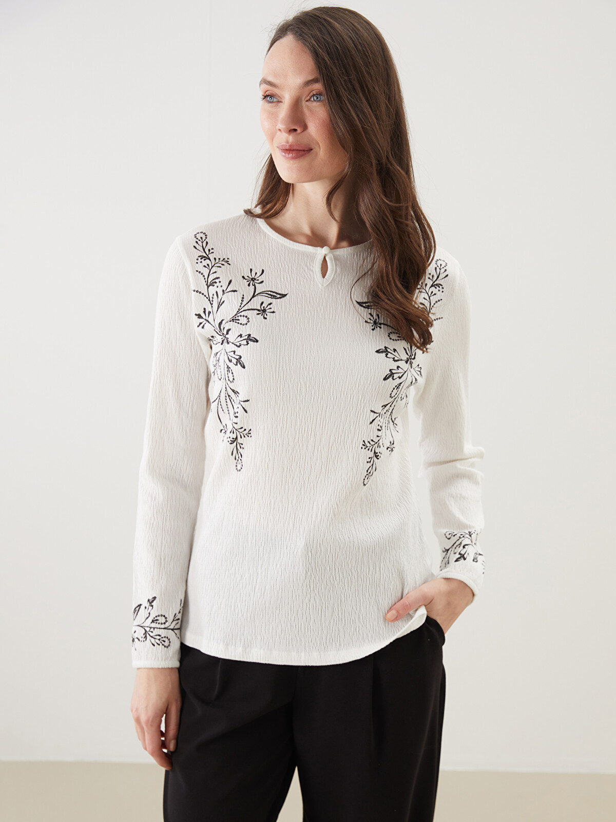 LCW Grace Bisiklet Yaka Çiçekli Bluz - S5LQ05Z8-EEW | LC Waikiki