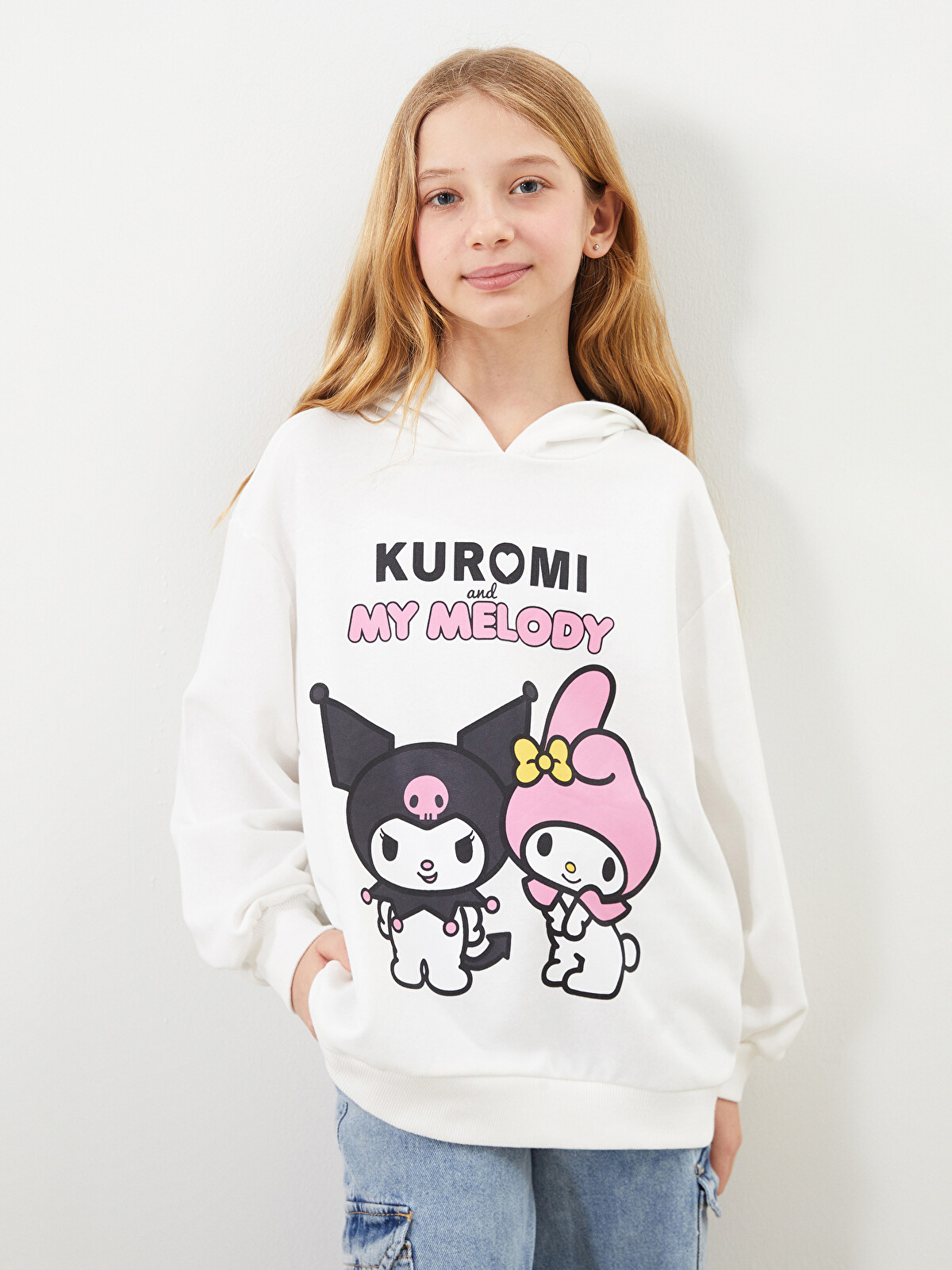 rimiさま専用 LCW Kids Beyaz Kapüşonlu Kuromi Baskılı Kız Çocuk Sweatshirt