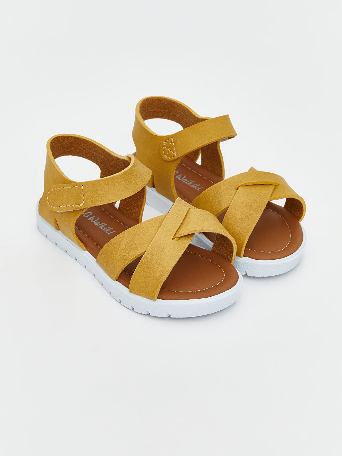 LCW STEPS Çapraz Bantlı Kız Bebek Sandalet