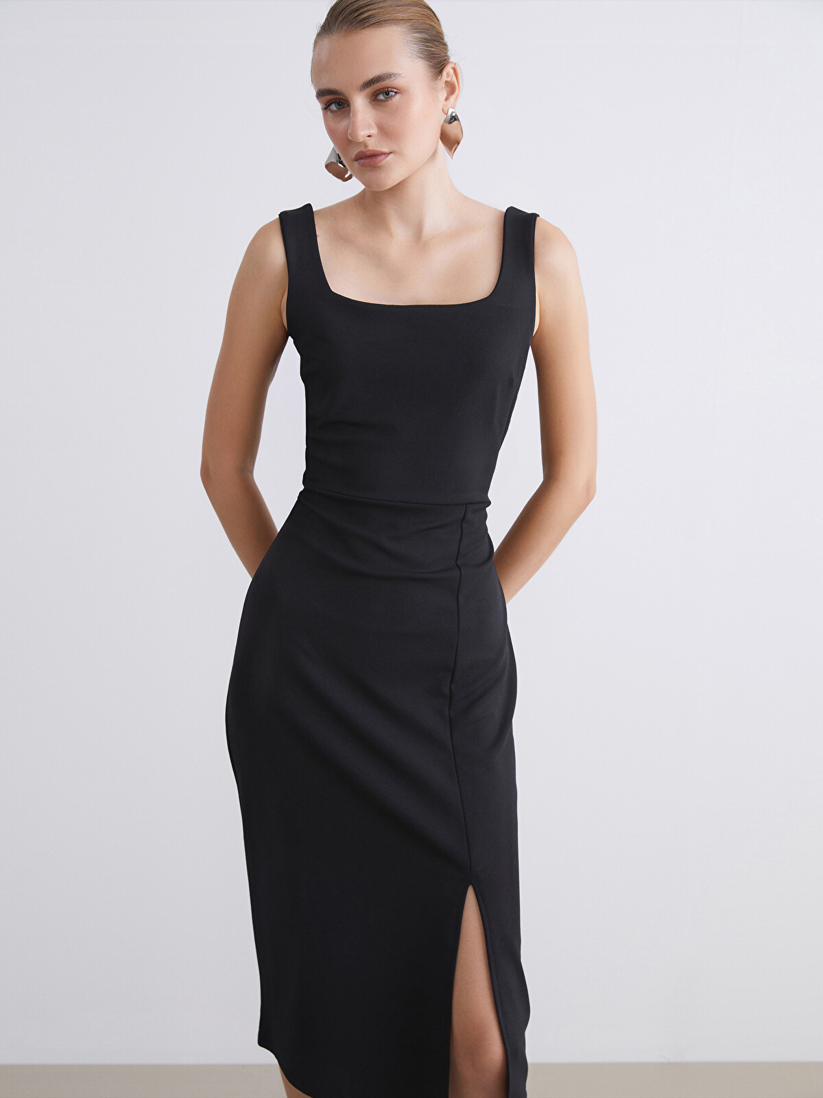 LCWAIKIKI Classic Siyah Kare Yaka Bodycon Elbise - S5NR07Z8-CVL | LCW