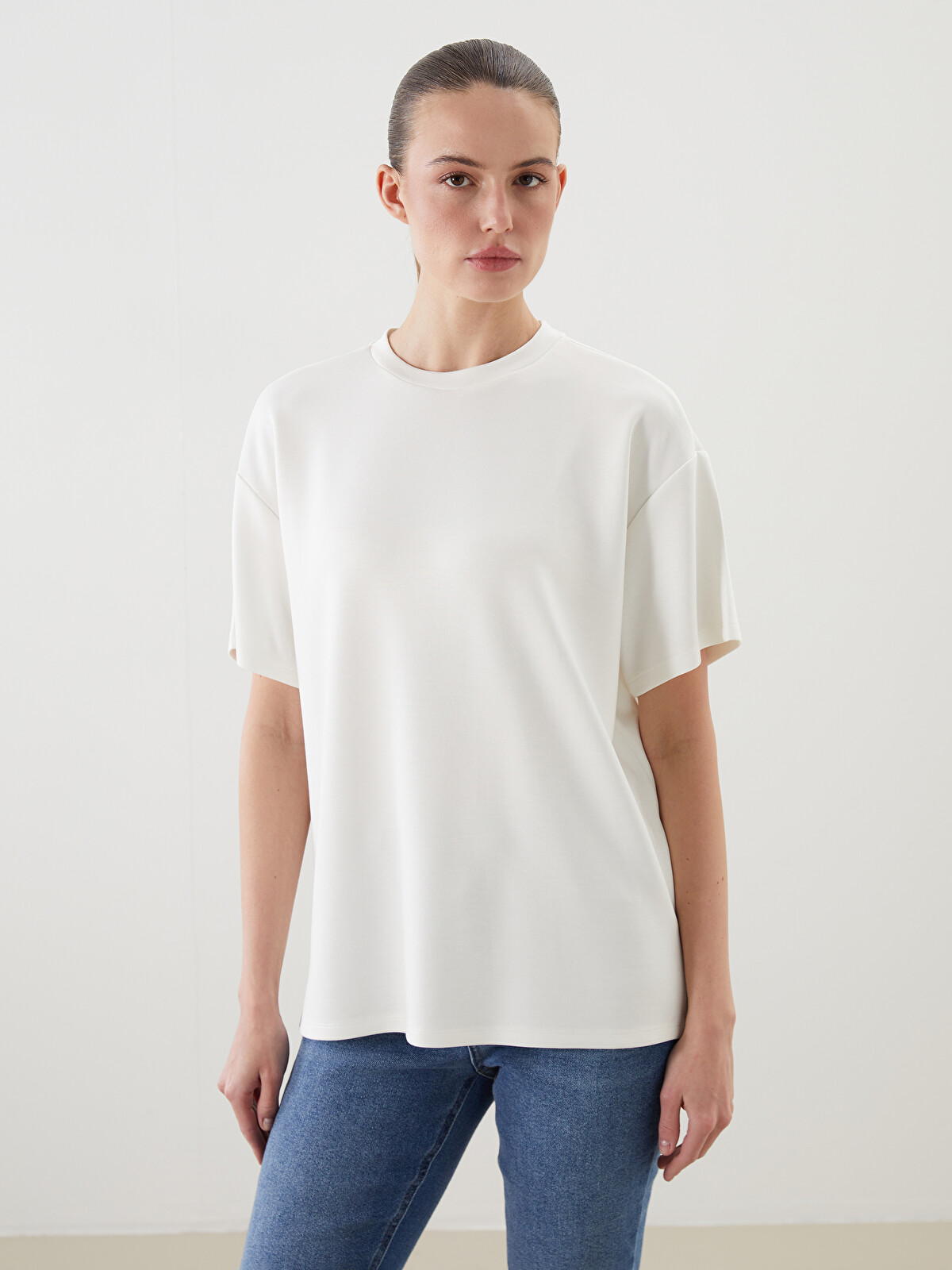 LCWAIKIKI Basic Woman White T-shirt - S5OB89Z8-R9J | LC Waikiki