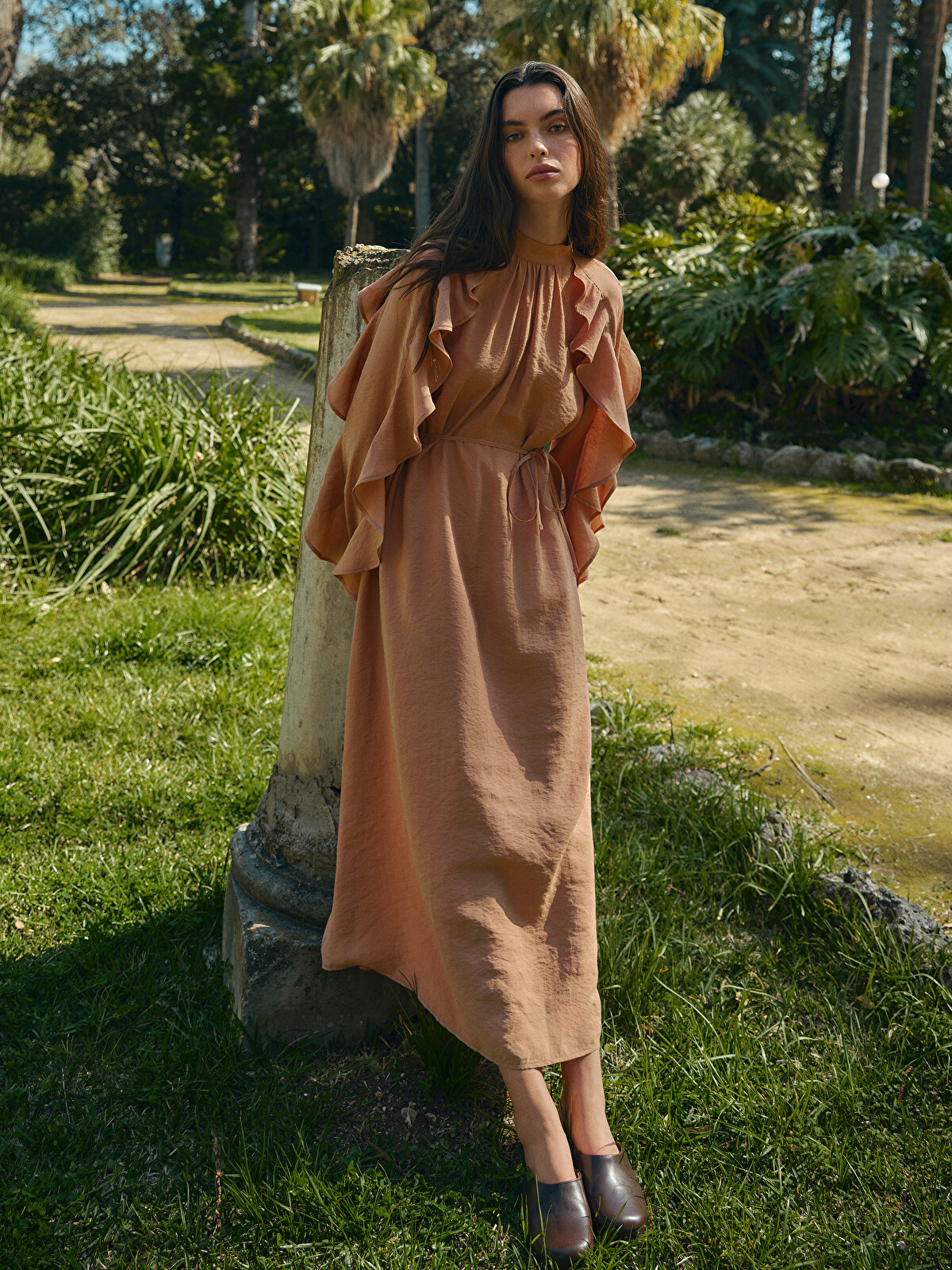 LCW Modest Funnel Neck Ruffle Detail Dress - S5OC52Z8-VYU | LC Waikiki