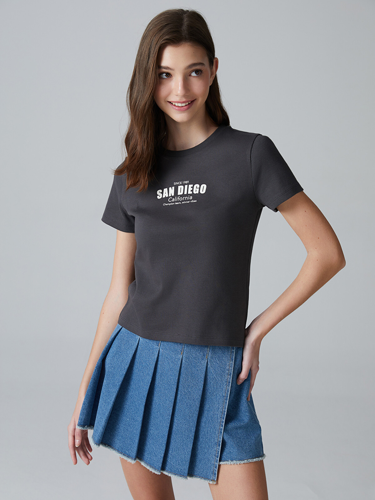 LCW Teen Crew Neck San Diego Printed Teenage Girls' T-Shirt LCW Teen Crew Neck San Diego Printed Teenage Girls' T-Shirt