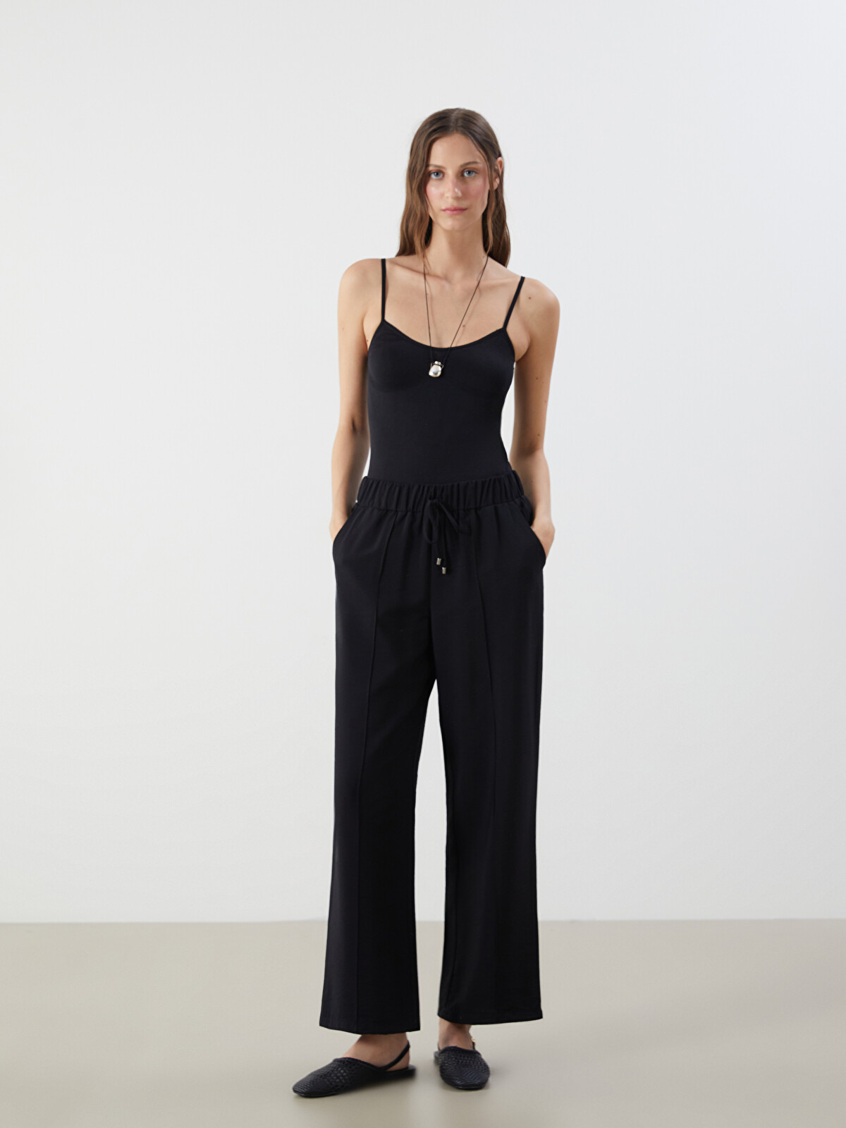 LCWAIKIKI Classic Elastic Waist Wide Leg Women's Trousers