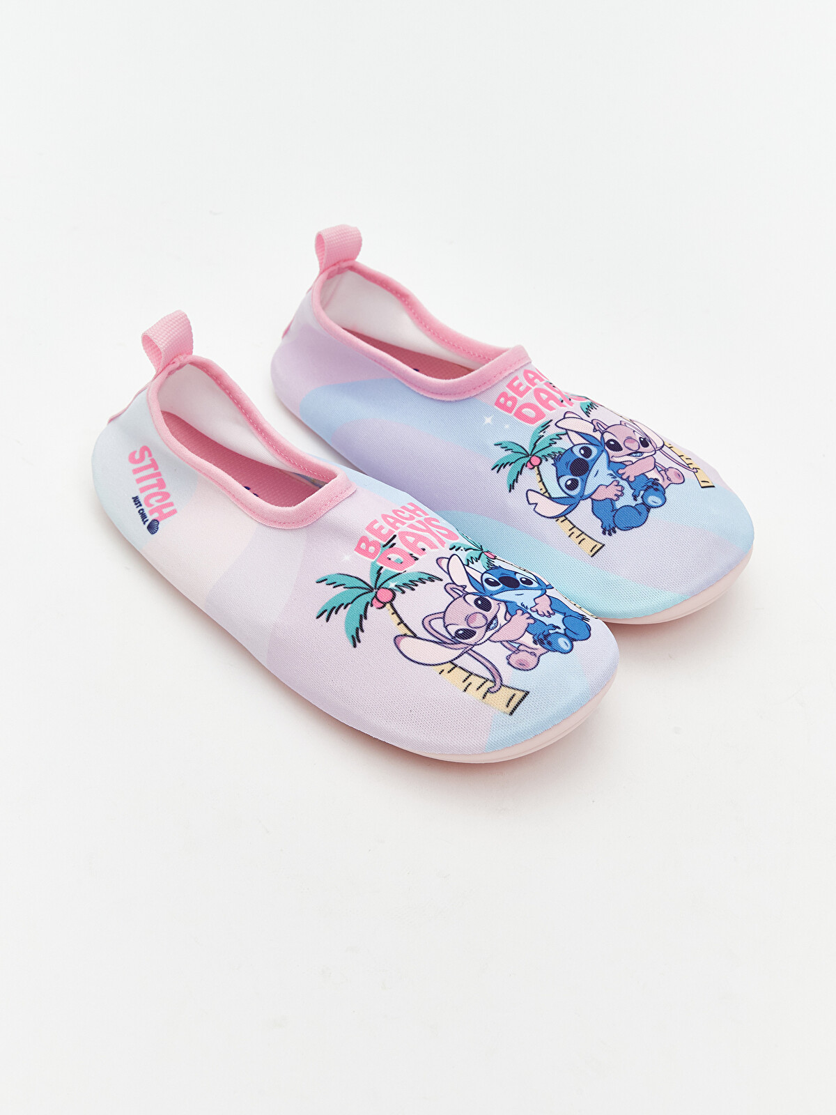 LCW STEPS Stitch Ve Angel Baskılı Kız Çocuk Deniz Ayakkabısı