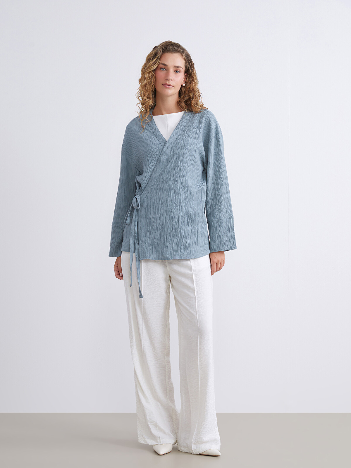あおい LCW Modest Mavi Kruvaze Yaka Dokulu Oversize Kadın Kimono
