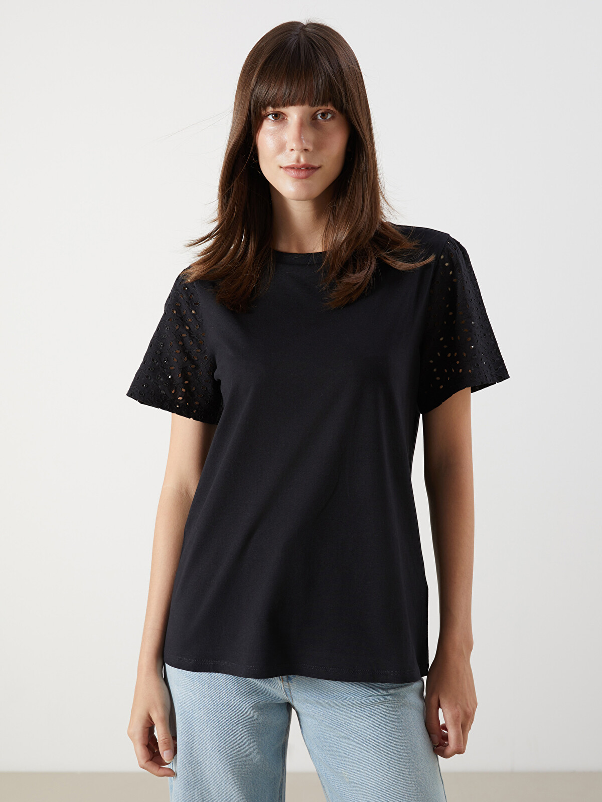 LCW Comfort Crew Neck Hole-Knitted Women's T-Shirt - W50331Z8-CVL