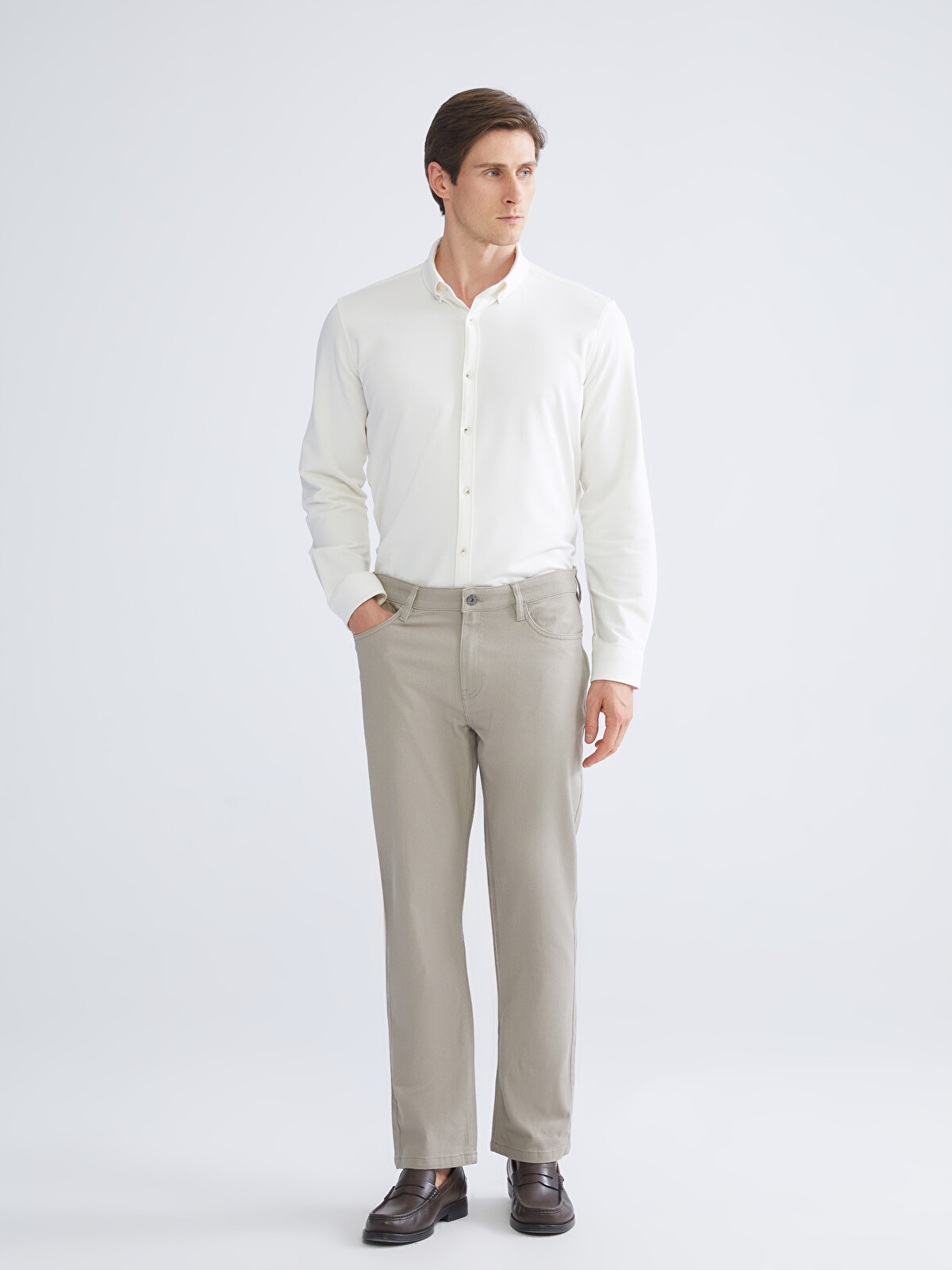 LCWAIKIKI Classic Standard Fit Men's Chino Trousers - W51786Z8-PWN