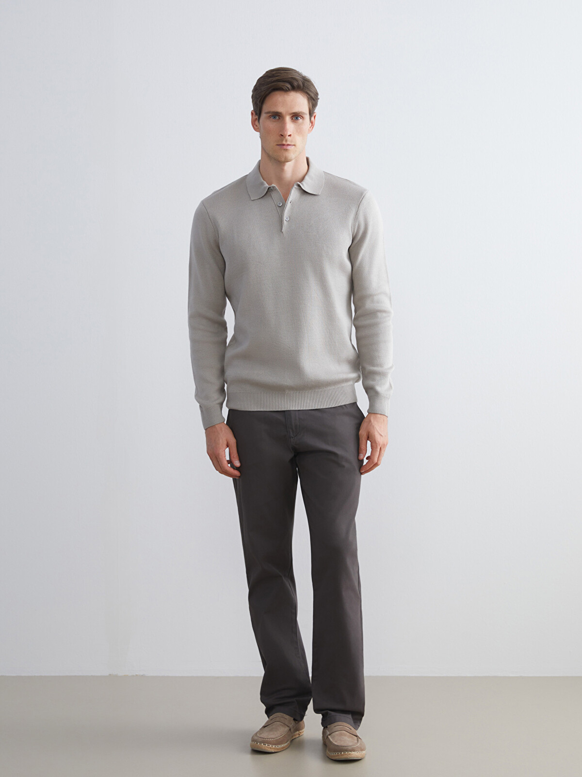 LCWAIKIKI Classic Standard Fit Gabardine Men's Chino Trousers