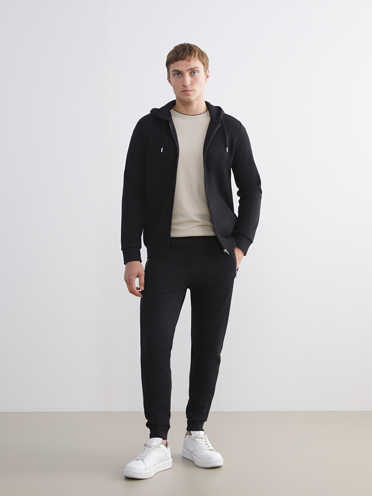 LCWAIKIKI Classic Thick Men's Jogger Sweatpants - W52049Z8-CVL