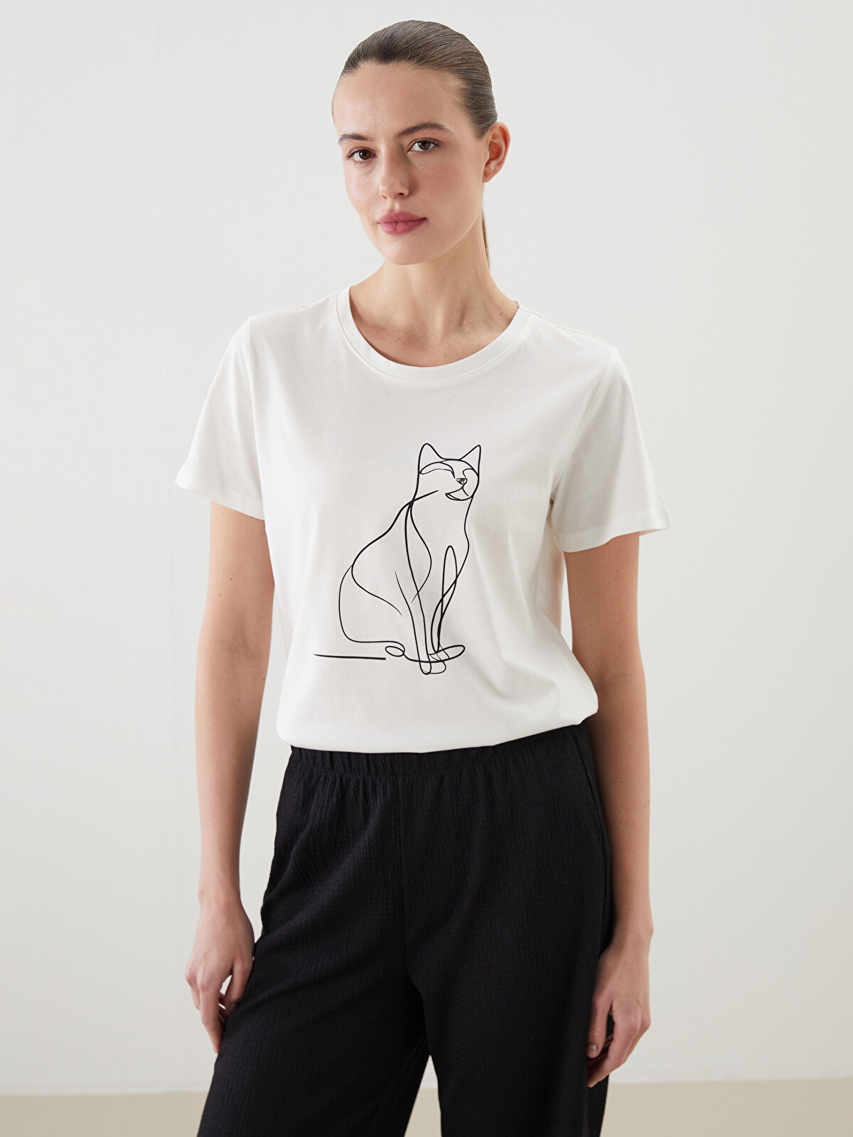 LCW EVERYDAY Crew Neck Cat Printed Women's T-shirt - W53653Z8-R9J