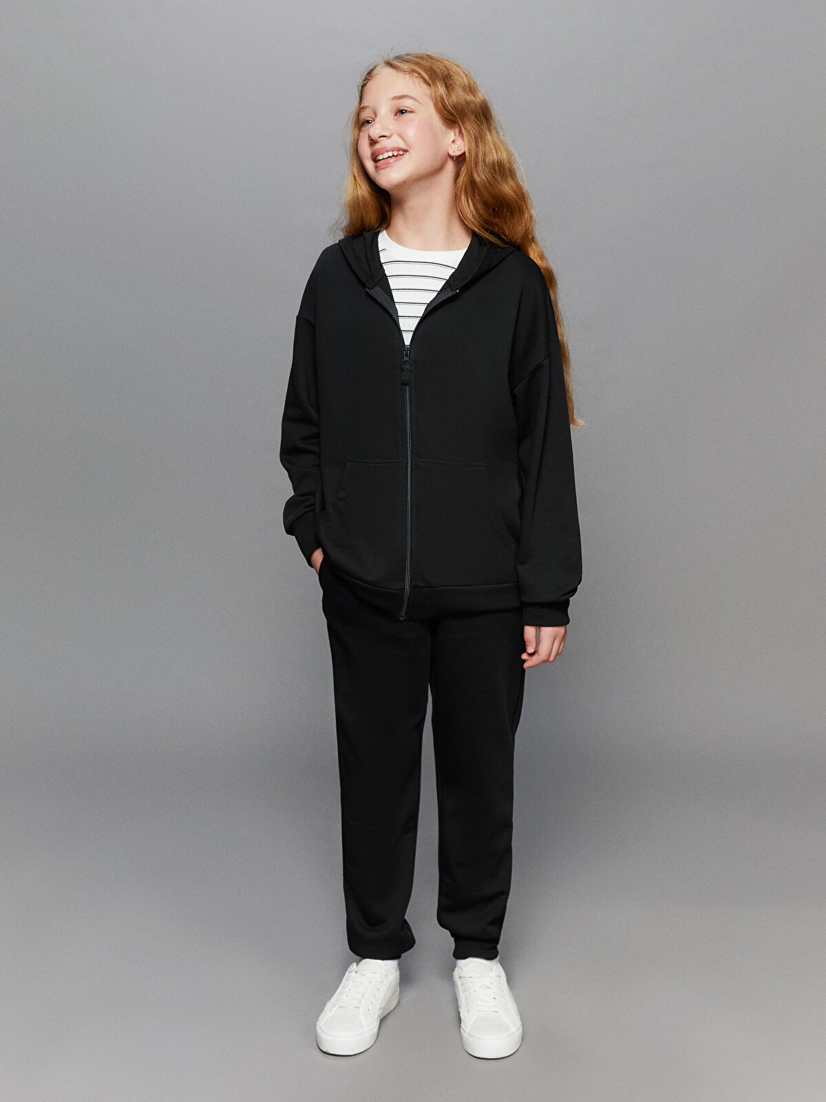 BABYL ゲームジャージ Lサイズ LCW Kids Pantaloni de trening jogger groși pentru fete cu talie