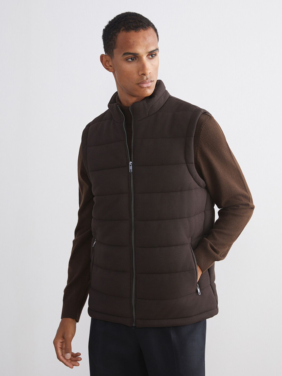 LCW Vision Slim Fit Funnel Neck Men's Puffer Gilet - W54594Z8-JNU