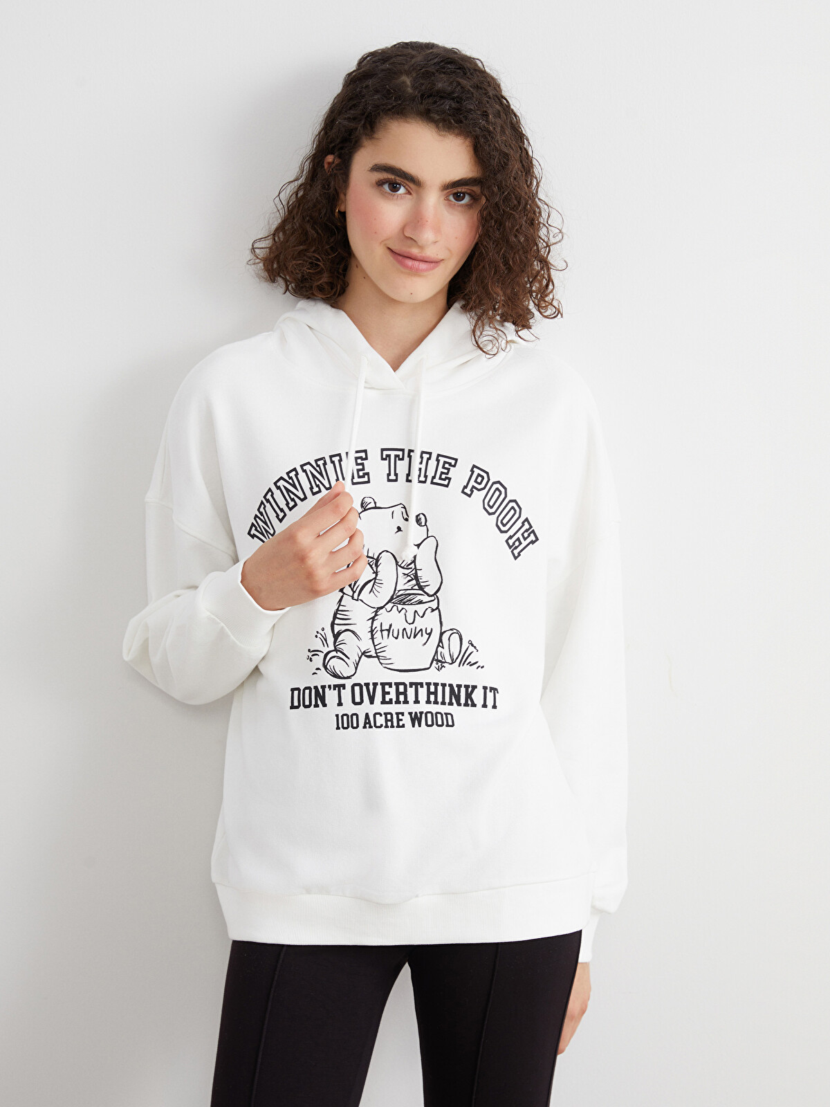 XSIDE Winnie The Pooh Baskılı Oversize Kadın Hoodie - W54743Z8-RFC