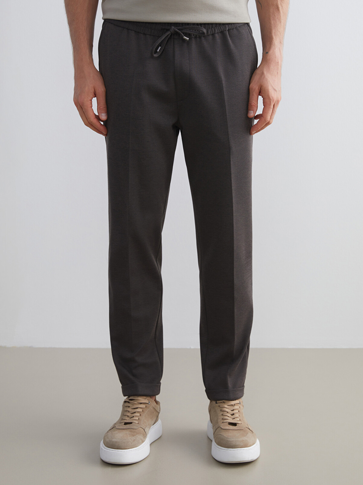 LCW Vision Standard Fit Men's Trousers - W55291Z8-DU7 | LC Waikiki