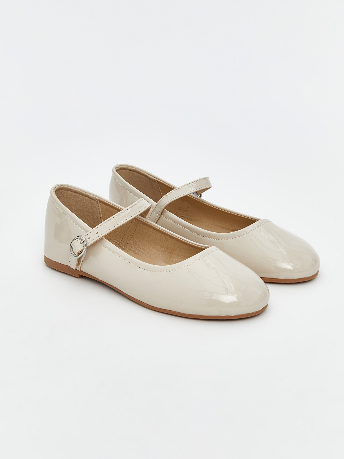 LCW STEPS Shiny Looking Girl's Flats - W56744Z4-CR8 - LC Waikiki