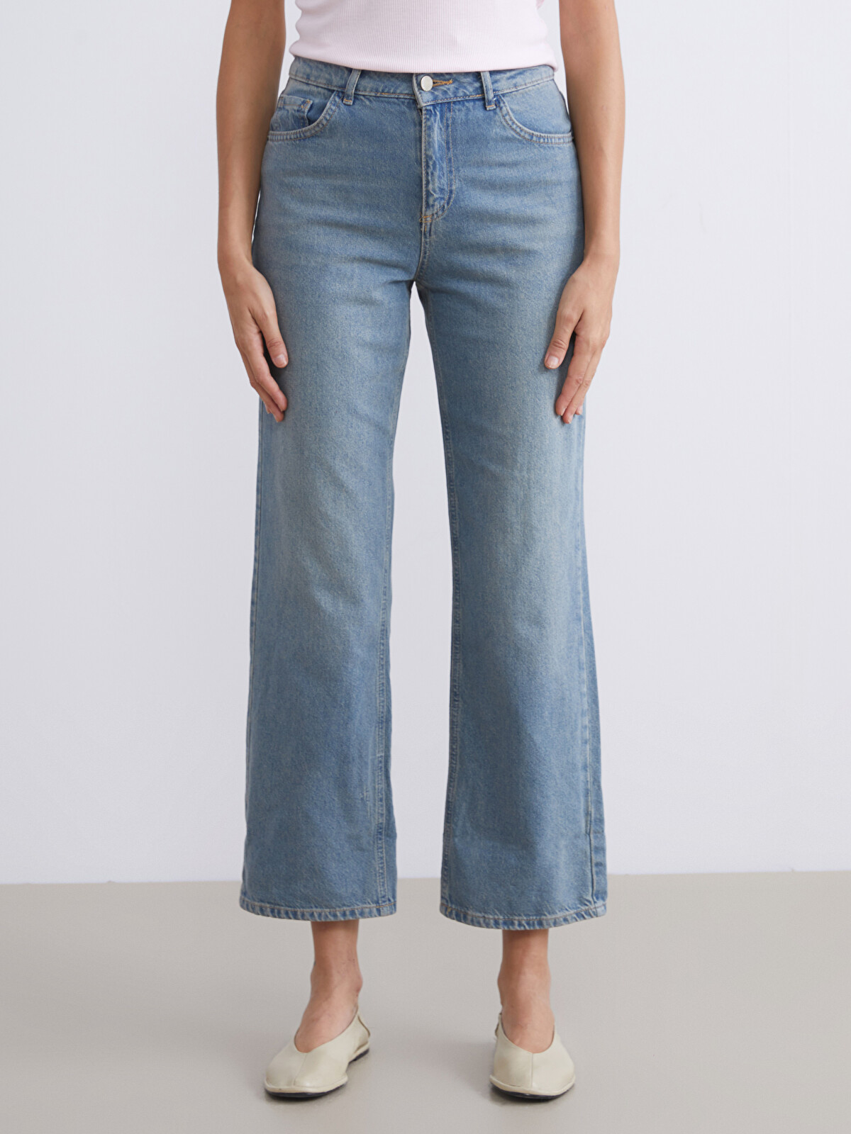 【INDIGO】Light denim wide pants LCW Jeans İndigo Wideleg Kadın Jean Pantolon - W57279Z8-JVU | LCW