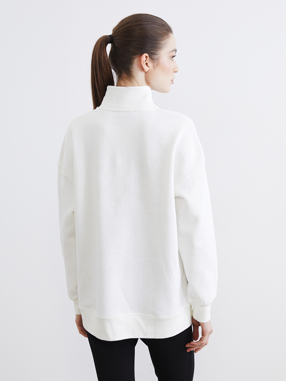 LCW Modest Mock Neck Embroidered Oversize Women's Thick Sweatshirt