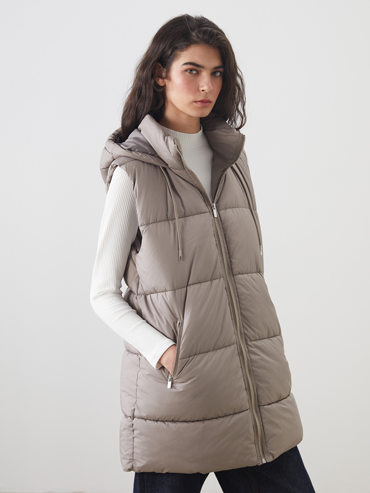 LCW Modest Kahverengi Kapüşonlu Kadın Şişme Yelek - W59875Z8-EHW | LCW