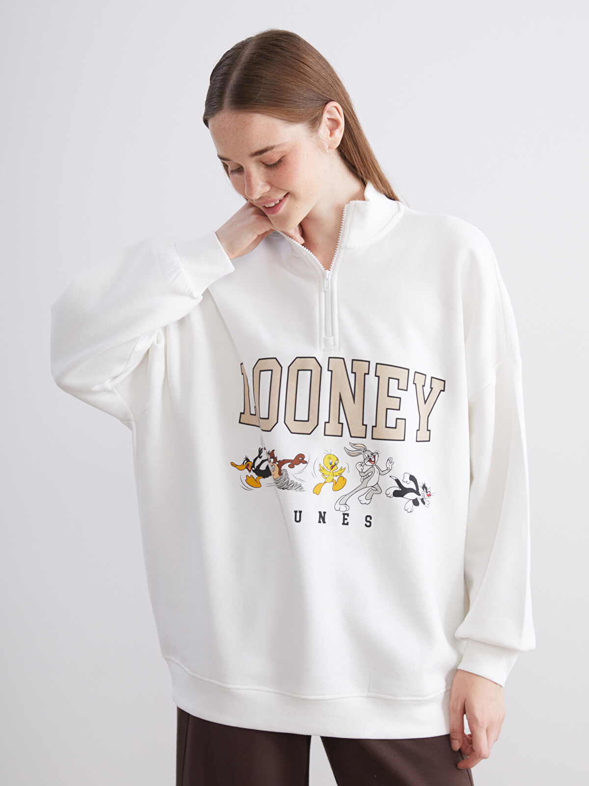XSIDE Bugs Bunny Baskılı Oversize Kadın Kalın Sweatshirt